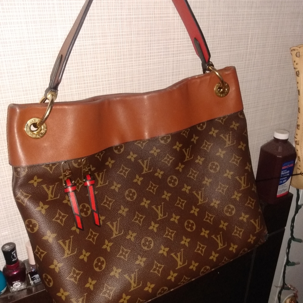 Authentic Louis Vuitton tote